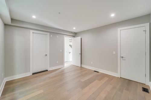 365 Park Ave, Union City NJ 07086-6757 exterior