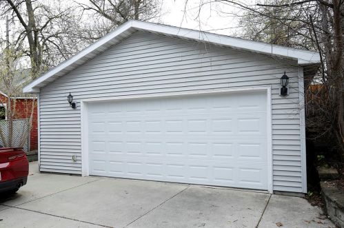 5610 Martin Dr, Milwaukee WI 53208-2534 exterior