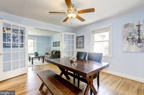 2998 Glenora Ln, Rockville MD 20850-3055 exterior