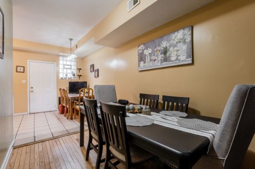 3336 Potomac Ave, Chicago IL 60651-1733 exterior