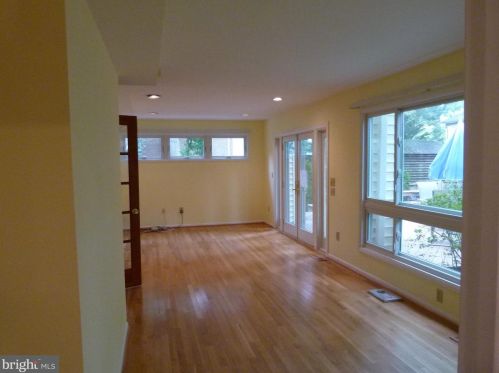 1707 Myrtle Rd, Silver Spring MD  20902-5724 exterior