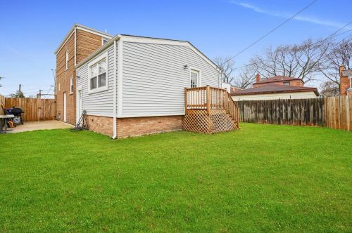 7812 Altgeld St, Chicago IL  60707-2434 exterior