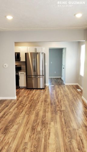 859 Aldon St, Wyoming MI exterior