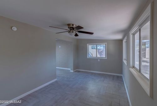 5852 30 St, Tucson AZ 85713-3606 exterior