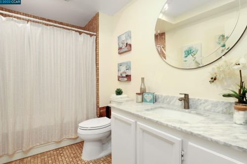 3020 Shetland Dr, Concord CA 94523-1606 exterior