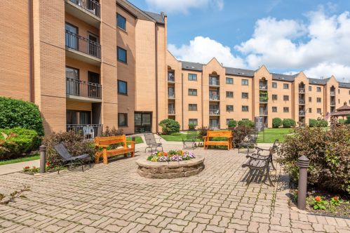 7410 Lawrence Ave, Chicago IL  60706-3471 exterior