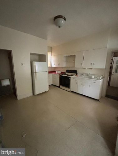 5523 3 St, Philadelphia PA 19120-2822 exterior