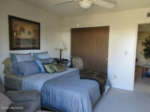 1888 La Osa St, Tucson AZ  85705-2153 exterior