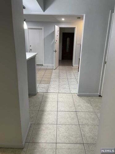 257 Palisade Ave, Outwater NJ  07026-2805 exterior