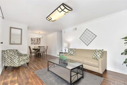 1653 Brea Blvd, Fullerton CA  92835-3924 exterior