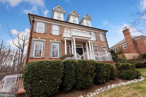 5802 Bent Twig Rd, Mc Lean VA 22101-1806 exterior