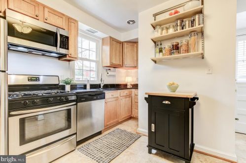 9512 Saybrook Ave, Silver Spring MD 20901-3034 exterior