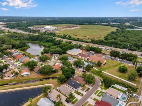 9616 Long Meadow Dr, Tampa FL  33615-1236 exterior