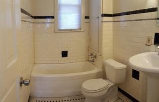 2477 6th St, Milwaukee WI  53212-2705 exterior