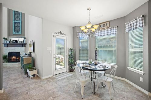 5303 Little Creek Ct, Fulshear TX 77441-1491 exterior