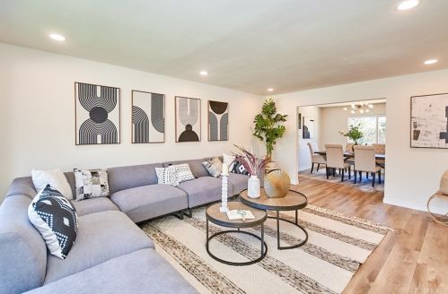 17522 Medford Ave, Tustin CA  92780-1922 exterior