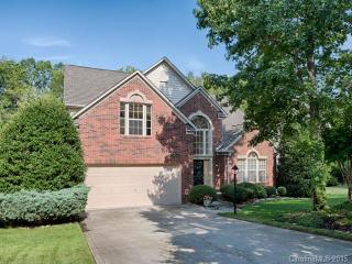 103 Lake Davidson Cir, Davidson, NC 28036-6946