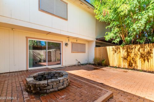 8022 32nd Ave, Phoenix AZ  85051-6214 exterior