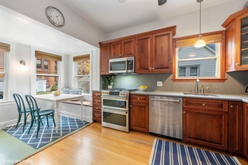 3634 Tripp Ave, Chicago IL 60641-3039 exterior