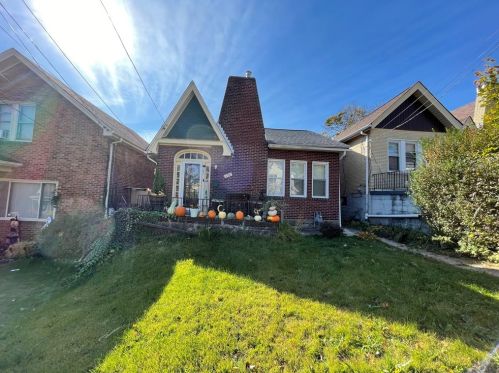 134 Duffland St, Pittsburgh, PA 15210-4304