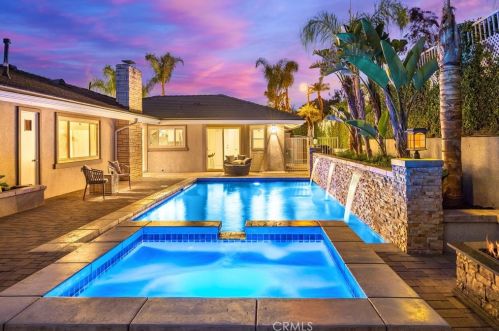 1347 Dana Pl, Fullerton CA  92831-1108 exterior