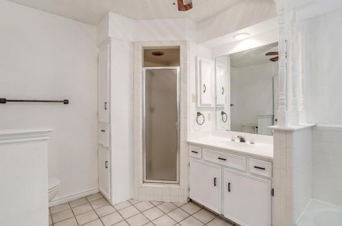 3500 Bellah Ct, Irving TX 75062-3624 exterior