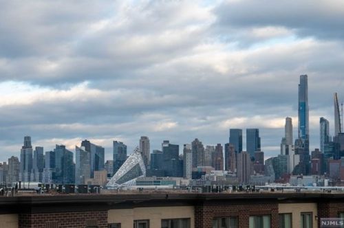 53 Eton Row, Union City NJ 07086 exterior