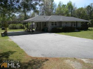 6913 Rockland Rd, Lithonia, GA 30038-3211