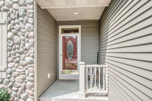 5173 Olsen Springs Ct, Wyoming, MI 49509-9757