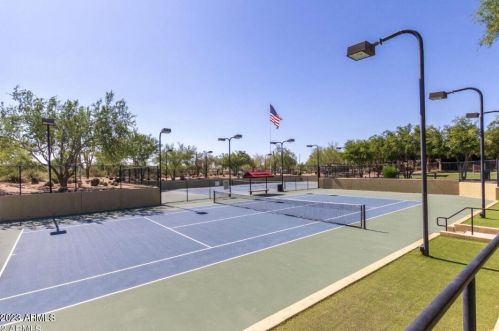 3856 Expedition Way, Phoenix, AZ 85050-5482