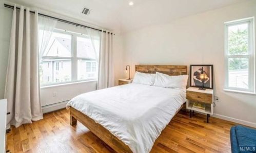 234 Division St, Cliffside Park NJ 07010-2305 exterior