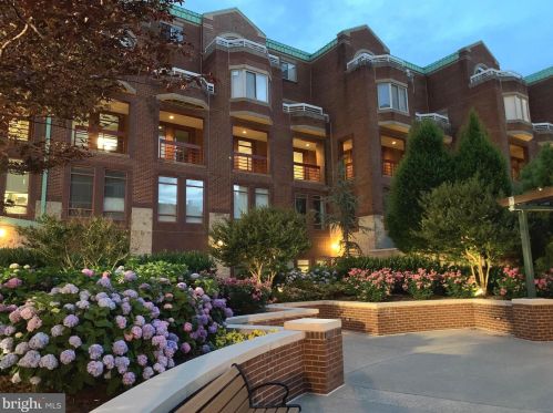 24 Courthouse Sq, Rockville MD 20850-2340 exterior