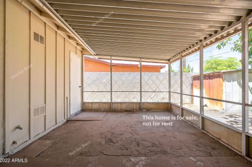 2233 47 Dr, Phoenix AZ 85031-1407 exterior