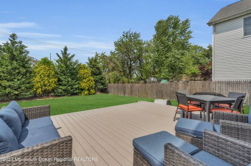 35 Laurel St, West Long Branch NJ  07764-1418 exterior