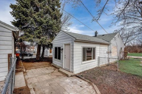 3379 57, Milwaukee WI 53218-4217 exterior