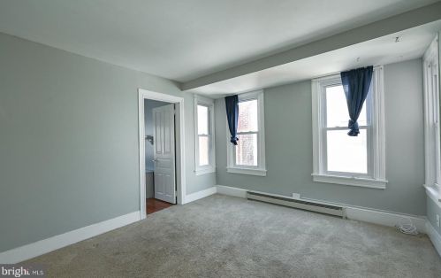 46 4 St, Pottstown PA 19464-5215 exterior