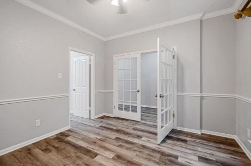 13556 Anarosa Loop, Austin TX  78727-1415 exterior