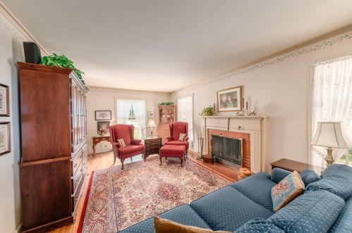 2611 Pasadena Blvd, Milwaukee WI 53226-1950 exterior