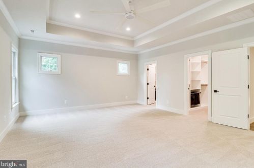 6208 Kellogg Dr, Mc Lean VA  22101-3121 exterior