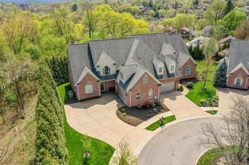 174 Lancaster Ave, Pittsburgh PA  15228-2354 exterior