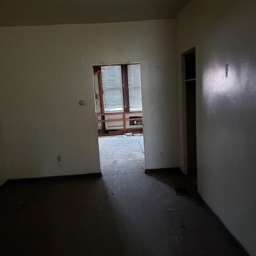 821 Peralta St, Pittsburgh PA 15212-8002 exterior