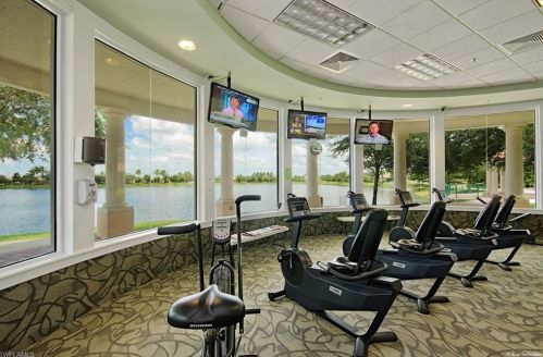 2992 Gilford Way, Naples FL 34119-7523 exterior