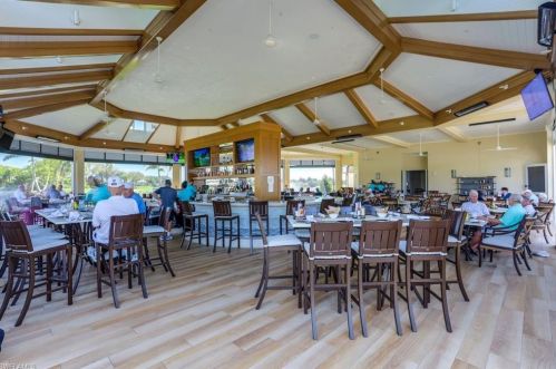 3099 Lancaster Dr, Naples FL 34105-6677 exterior