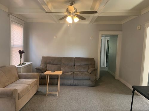 5931 Nicholson St, Pittsburgh PA  15217-2318 exterior