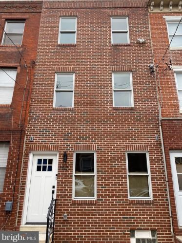 1021 Ellsworth St, Philadelphia PA  19147-4637 exterior