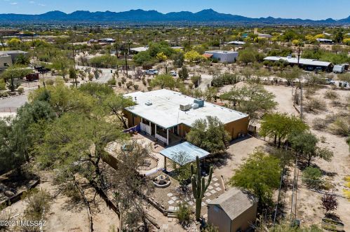 5960 Escondido Ln, Tucson AZ 85704-2815 exterior