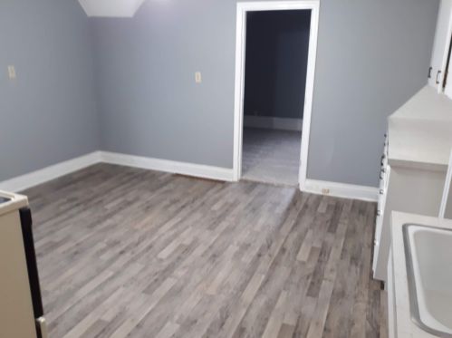 891 Case Ave, Saint Paul MN 55106-3806 exterior