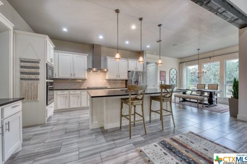 1044 Pegasus Dr, Spring Branch TX 78070 exterior