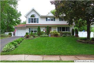 10 Bennett Pl, Middletown NJ  07748-1114 exterior