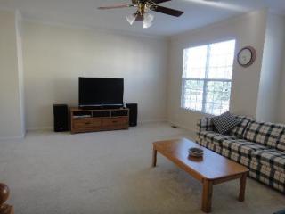 520 Declaration Ln, Aurora IL  60502-7341 exterior